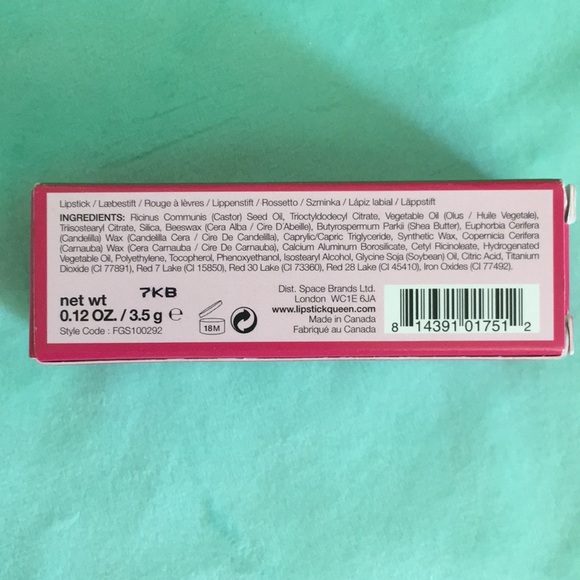 Lipstick Queen in “Mr. Right” - Picture 3 of 3